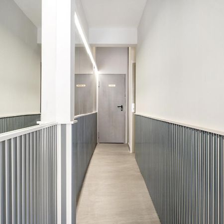 Madriver Apartamentos Reformados Con Parking Gratuito Exterior foto